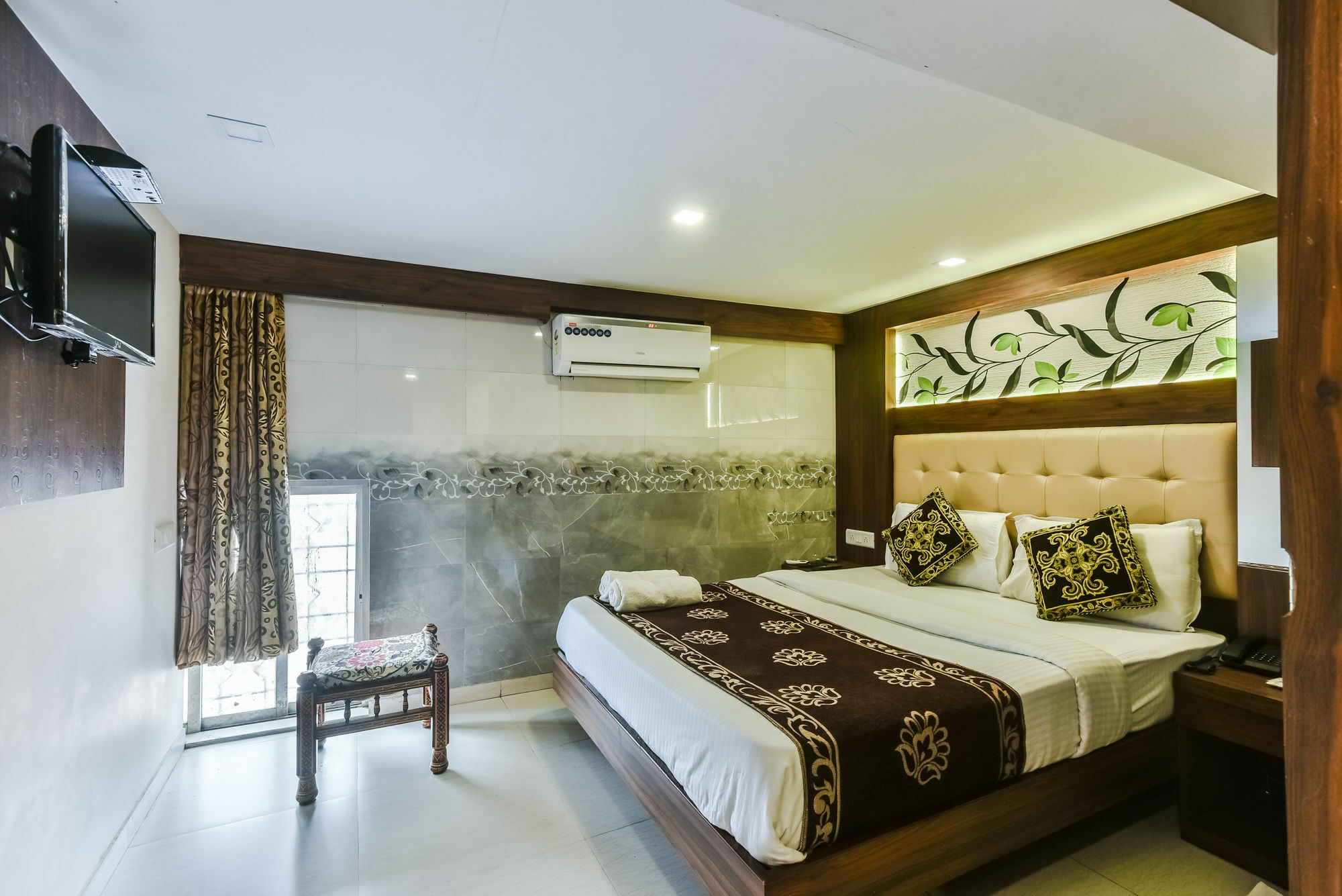 Hotel Guestinn Residency Bombaim Exterior foto