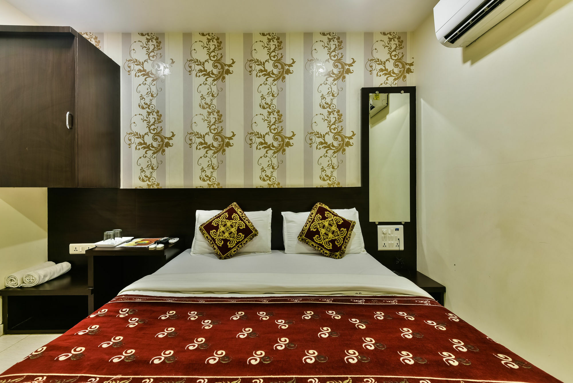 Hotel Guestinn Residency Bombaim Exterior foto