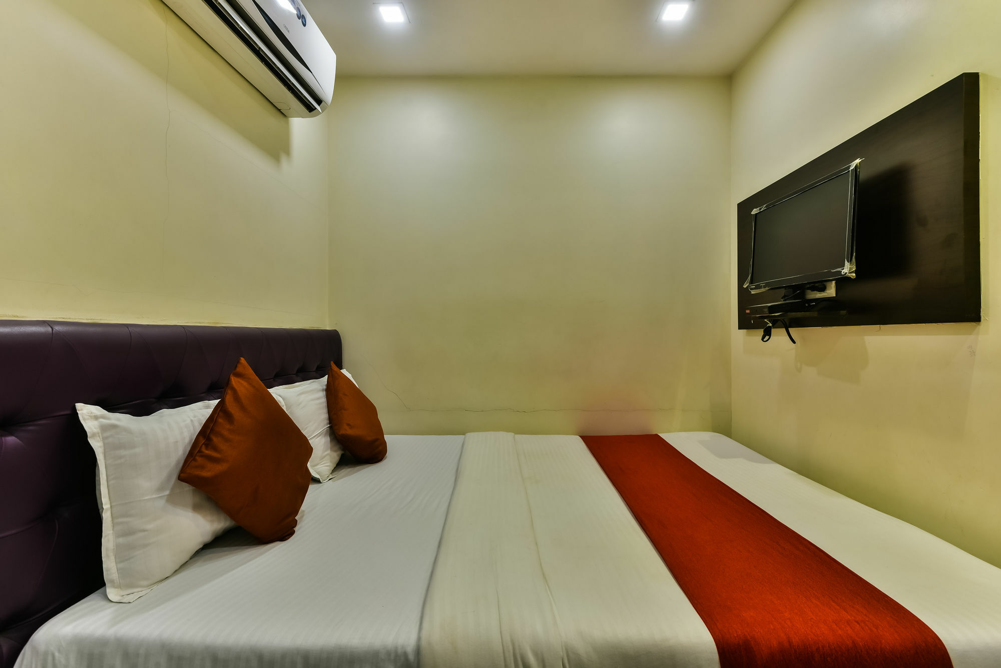 Hotel Guestinn Residency Bombaim Exterior foto
