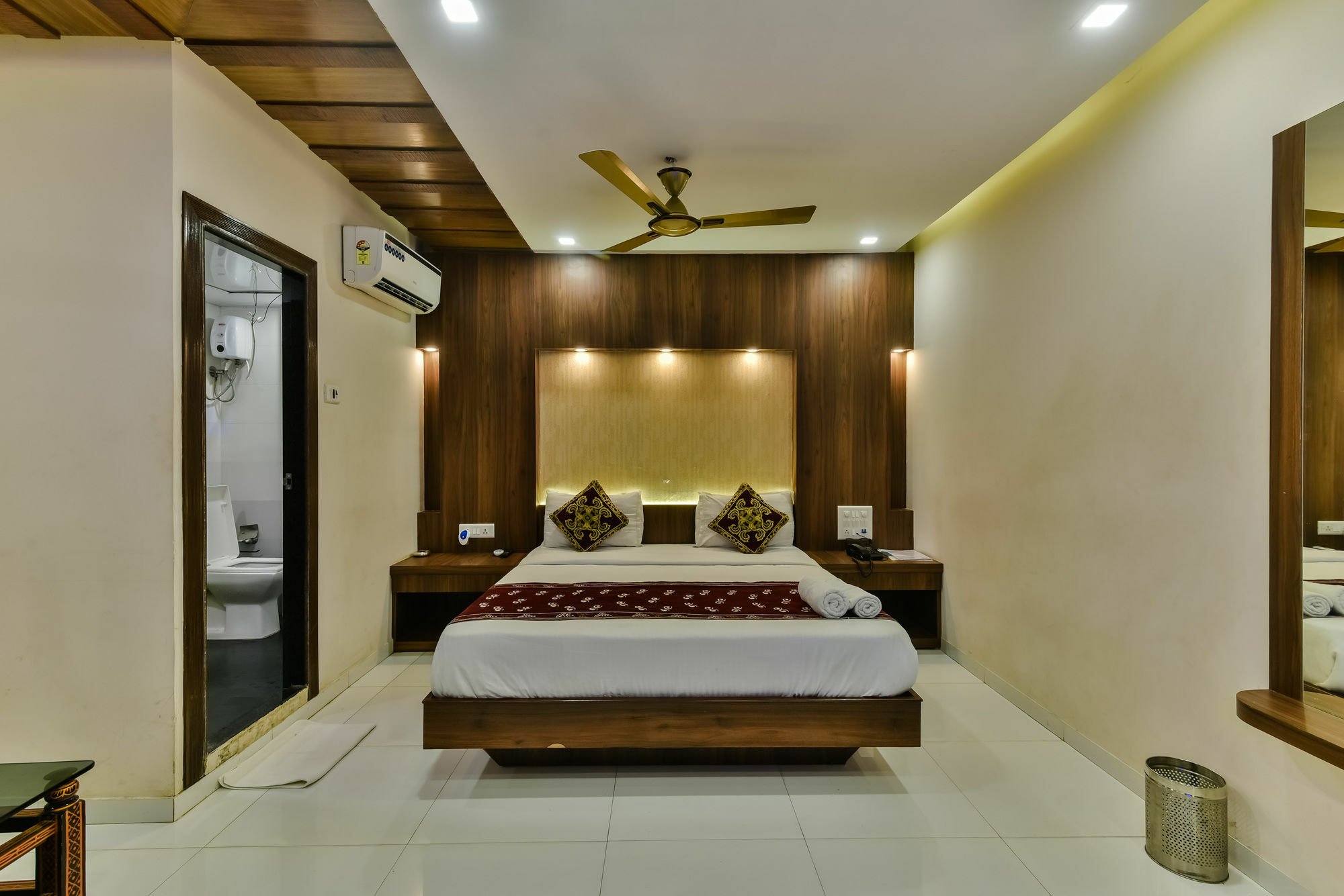 Hotel Guestinn Residency Bombaim Exterior foto